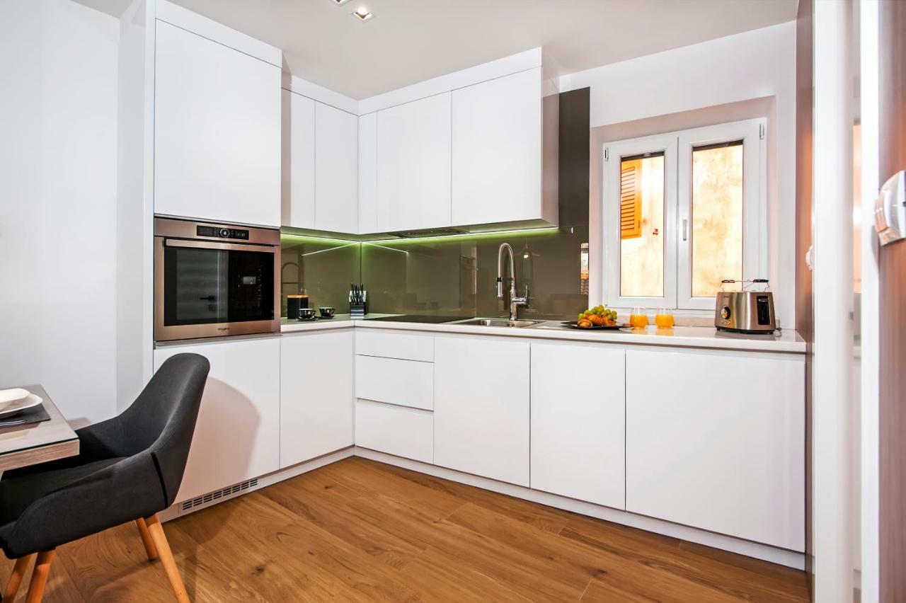Apartments Vincero Rovinj Exterior photo
